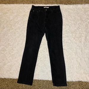 LEVIS Straight Mid-Rise Jeans Women's size 4 W27 L30 Black Denim